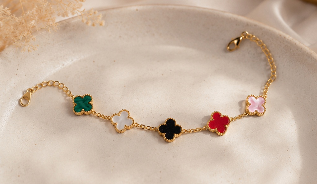 Clover enamel bracelet